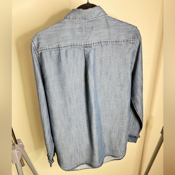 Classic denim shirt - Picture 2 of 5